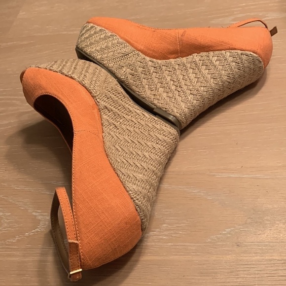 GLO jeans Platform Wedge crazy high peep toe shoes! Size 9 some wear on soles - Picture 5 of 10